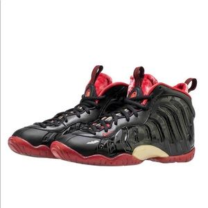 Nike Foamposite Halloween Vampire GS